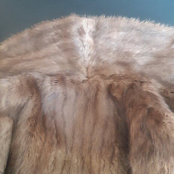 1965 Muskrat Jacket SZ S Mitchell Fur Co., Women's Beige Jacket Coat - Picture 7 of 16